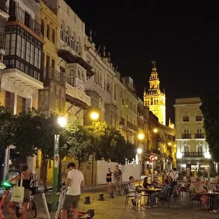 Apartamento Casco Historico Con Atico. Séville